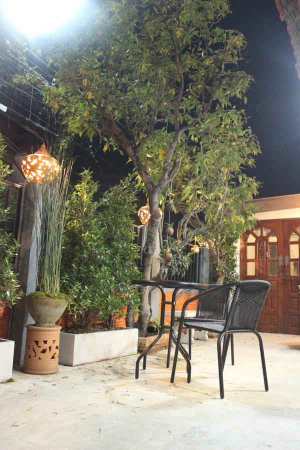Rak Khun Hostel Chiang Mai Exterior photo