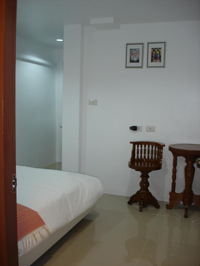 Rak Khun Hostel Chiang Mai Exterior photo