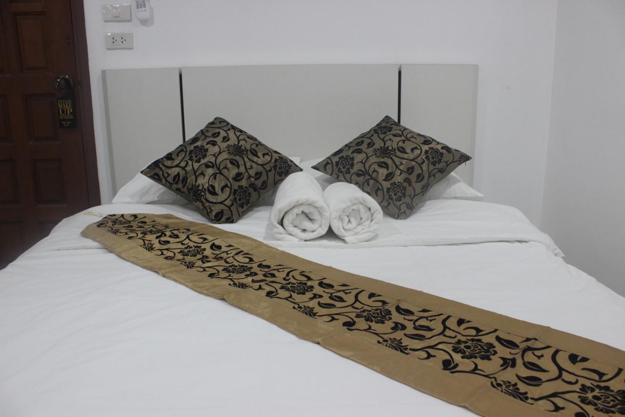 Rak Khun Hostel Chiang Mai Exterior photo